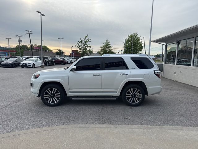 2016 Toyota 4Runner Limited photo