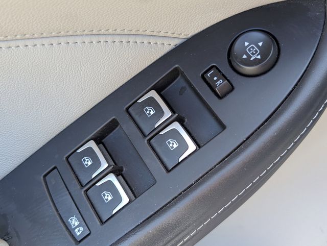 Used 2019 Silver Cadillac 2.0L Turbo image 11