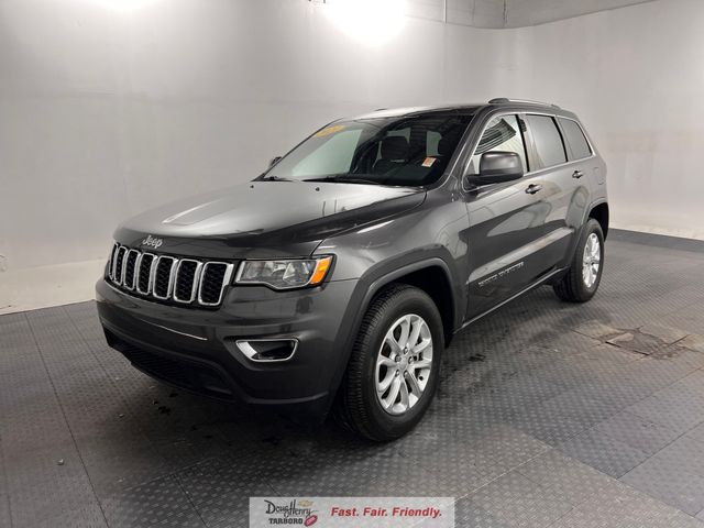 Gray (Granite Crystal Metallic Clearcoat) 2021 Jeep Grand Cherokee Laredo E RWD SUV / Crossover 4X2 8-Speed Automatic