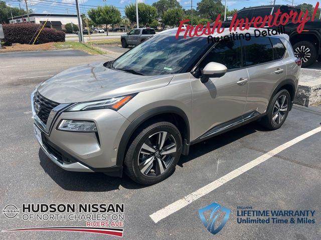 2023 Champagne Silver Metallic Nissan Rogue Platinum FWD SUV