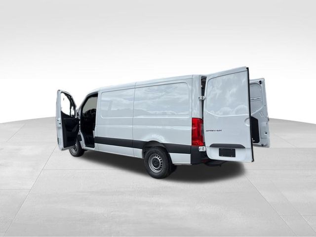 2025 Mercedes-Benz Sprinter 2500 Cargo 144 WB photo