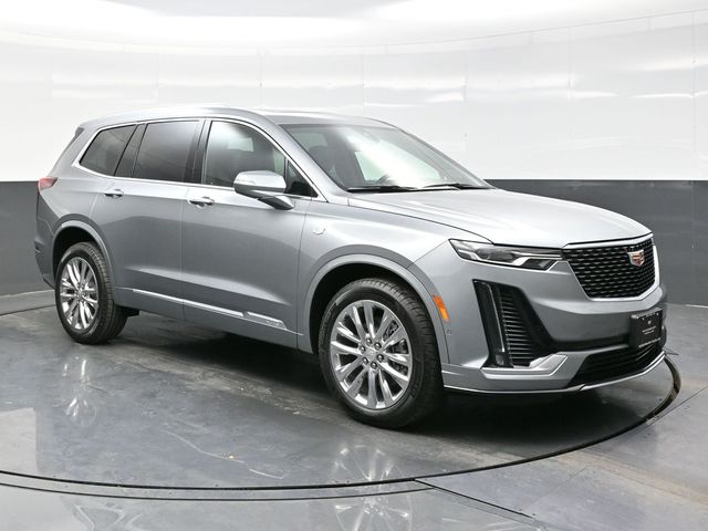 2025 Cadillac XT6 Premium Luxury photo