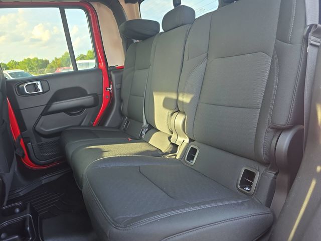 Used 2021 Firecracker Red Clearcoat Jeep Overland image 14