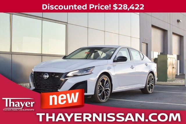 new 2025 Nissan Altima SR