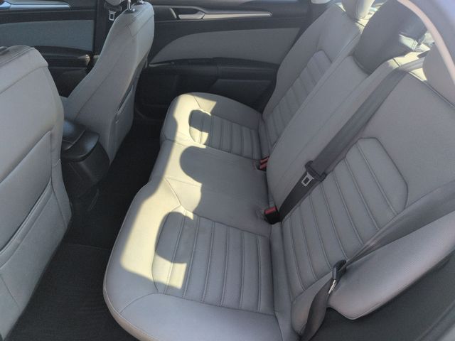 2013 Ford Fusion - Image 24