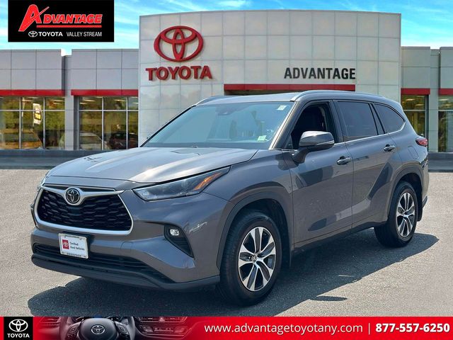 Used 2021 Toyota Highlander SUV