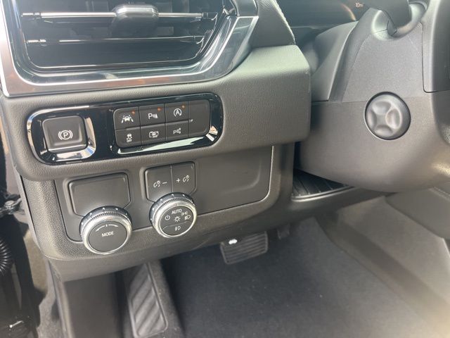 2026 GMC Yukon Denali:44819