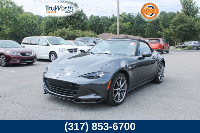 Machine Gray Metallic 2021 Mazda MX-5 Miata Convertible Rear-Wheel Drive 6-Speed Manual