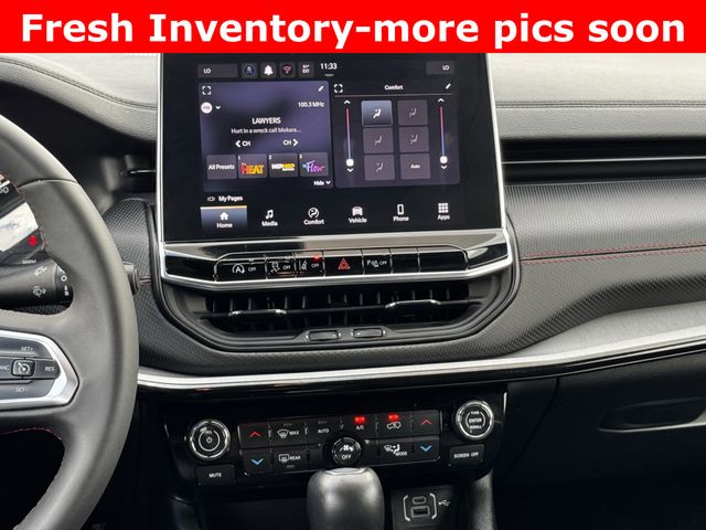 2025 Jeep Compass Trailhawk White at Legacy Ford