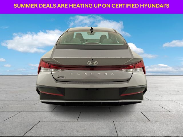 Used 2025 Hyundai Elantra Sedan
