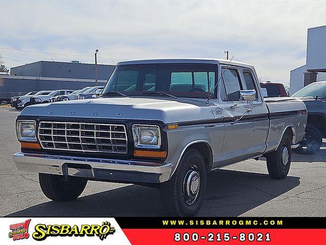 Silver / Black 1978 Ford F-250 Pickup Truck  Automatic