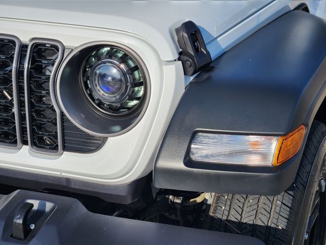 2025 Jeep Gladiator Sport White at Legacy Ford