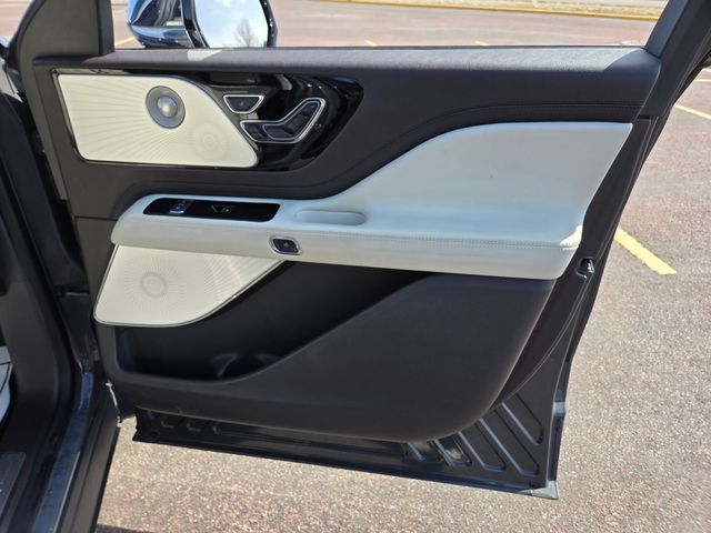 2020 Lincoln Aviator Black Label