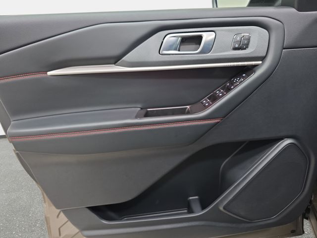 Used 2026 Gray Ford ST-Line image 25