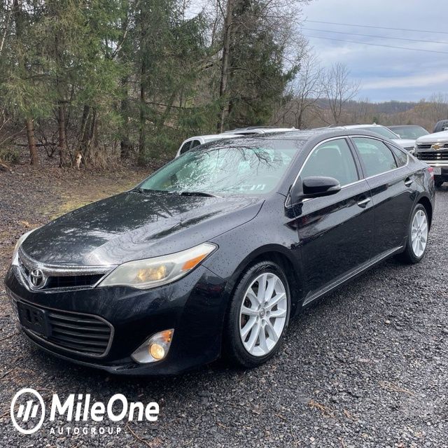 Attitude Black Metallic 2013 Toyota Avalon XLE Touring Sedan Front-Wheel Drive 6-Speed Automatic