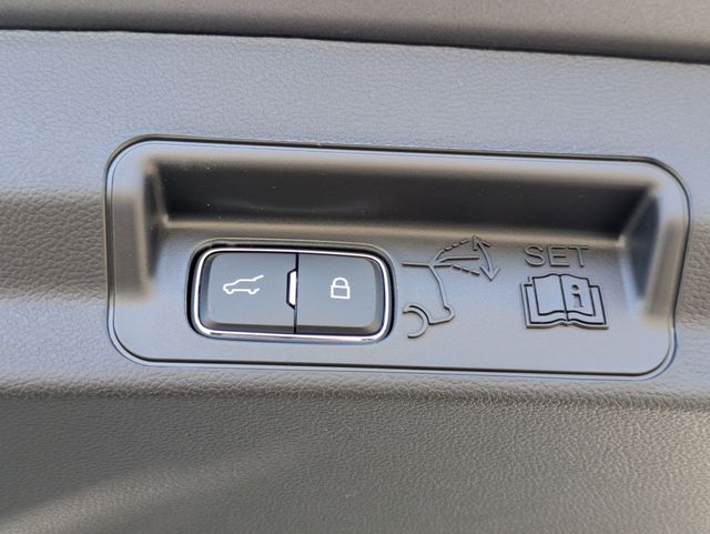 New 2026 Gray Ford Active image 31