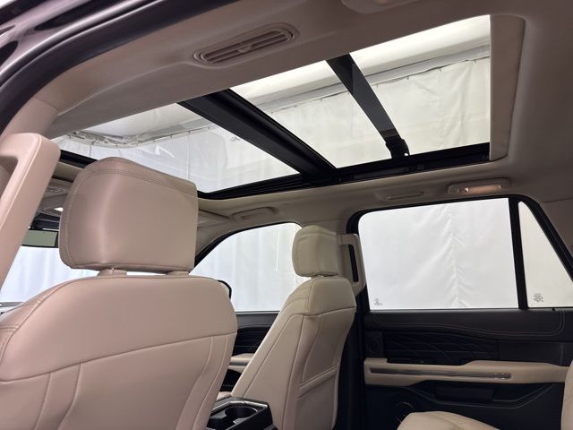 Used 2021 Brown Ford Platinum image 24