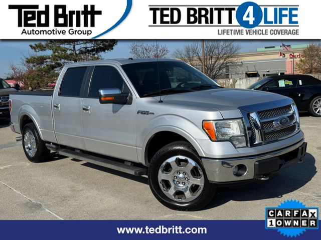 Ingot Silver Metallic 2011 Ford F-150 Lariat SuperCrew 4WD Pickup Truck Four-Wheel Drive 6-Speed Automatic