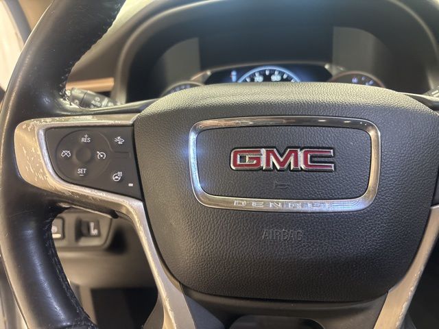 2019 GMC Acadia Denali photo