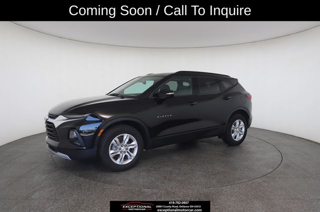 View vehicle photo 4