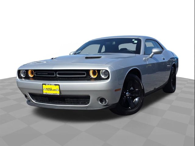 Triple Nickel Clearcoat 2021 Dodge Challenger SXT RWD Coupe Rear-Wheel Drive 8-Speed Automatic