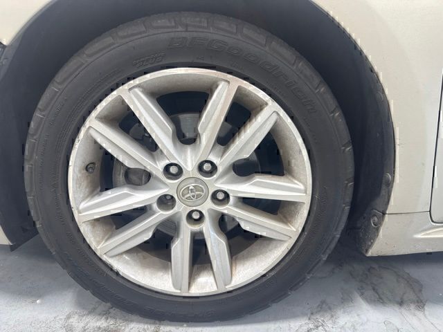 Used 2015 Toyota Avalon Sedan