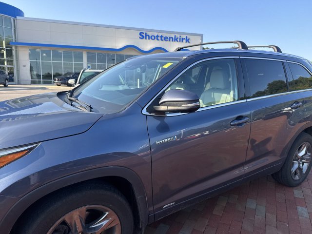 Used 2018 Toyota Highlander Hybrid SUV