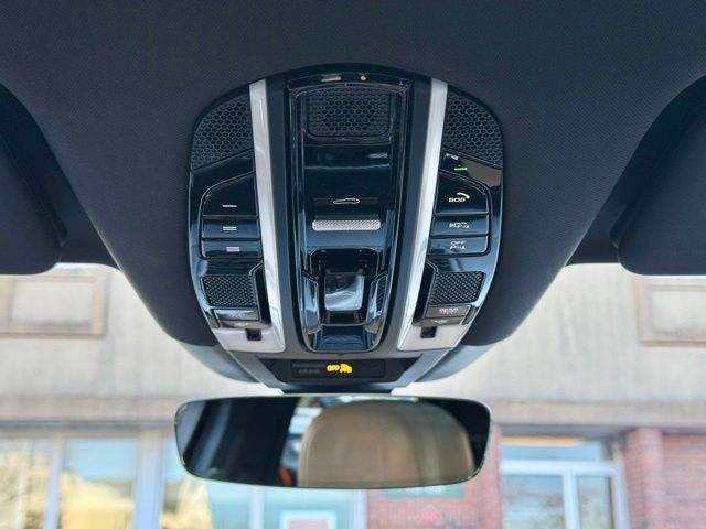 2019 Porsche Cayenne E-Hybrid