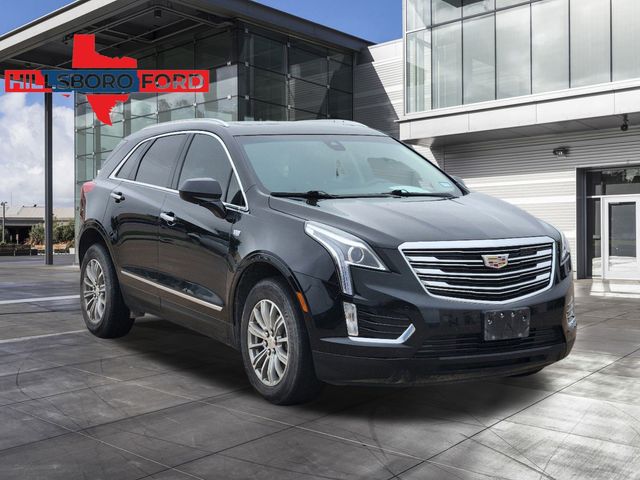 2019 Stellar Black Metallic Cadillac XT5 Luxury FWD SUV