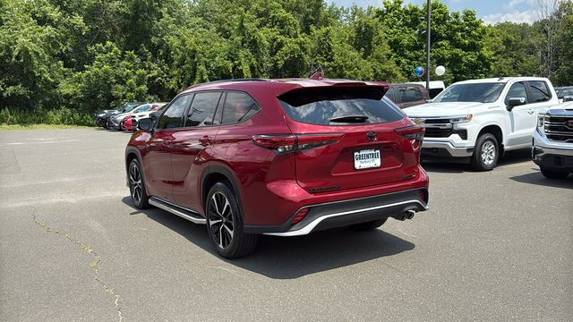 Used 2021 Toyota Highlander SUV
