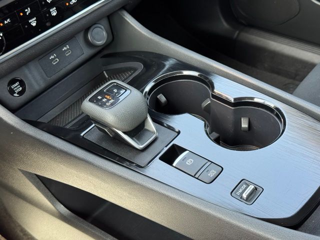 Used 2024 Nissan Rogue SUV