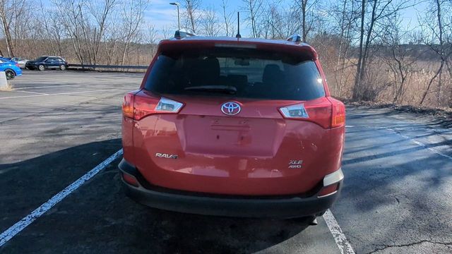 2013 Toyota RAV4 XLE 3