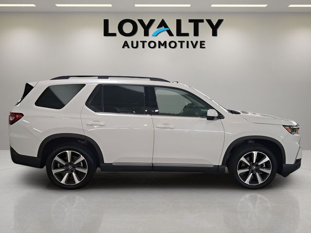 Used 2025 Honda Pilot SUV