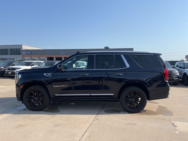 2021 GMC Yukon Denali 8