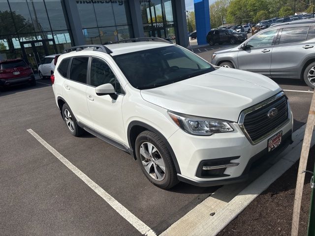 Used 2019 White Subaru Premium image 2