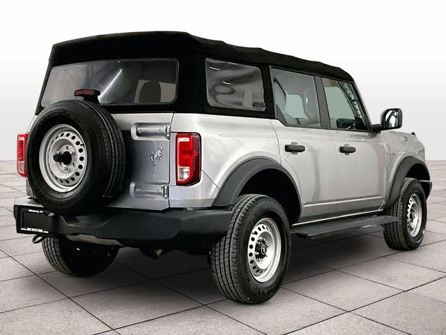 2023 Ford Bronco - 10