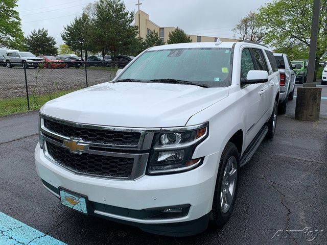 White (Iridescent Pearl Tricoat) 2020 Chevrolet Suburban 1500 LT 4WD SUV / Crossover Four-Wheel Drive 6-Speed Automatic Overdrive