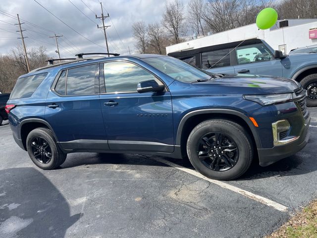 Northsky Blue Metallic 2022 Chevrolet Traverse LT Cloth AWD SUV / Crossover Four-Wheel Drive 9-Speed Automatic