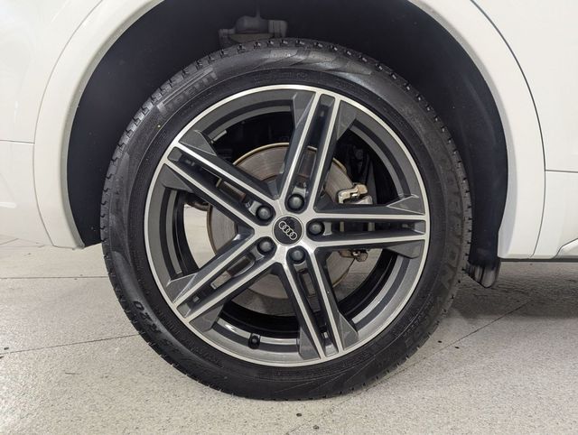 used 2024 Audi Q5 e car