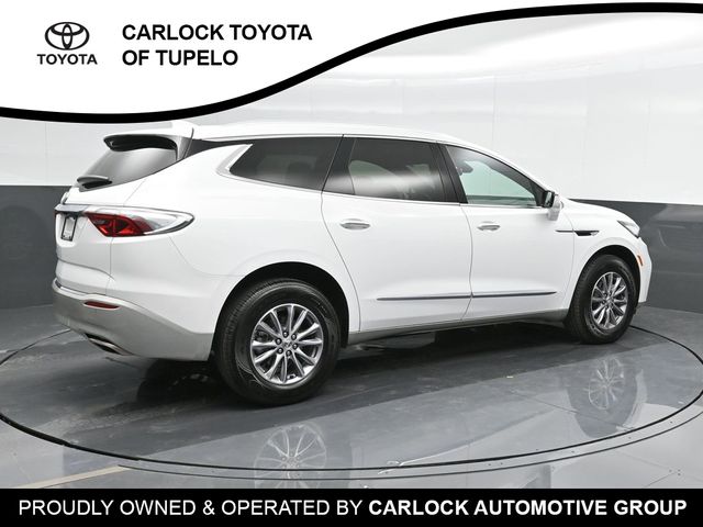 2023 Buick Enclave Essence 2