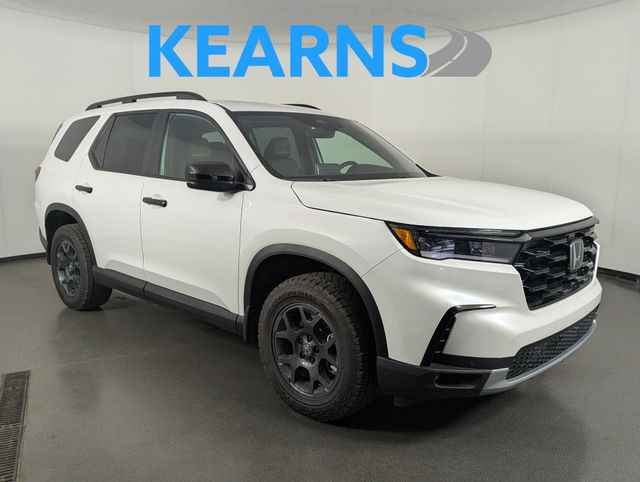 White 2025 Honda Pilot TrailSport AWD SUV / Crossover All-Wheel Drive Automatic
