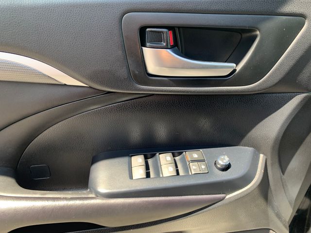 Used 2019 Toyota Highlander SUV