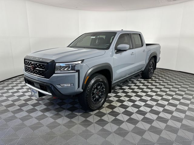 2023 Nissan Frontier PRO-4X Crew Cab 4X4's photo