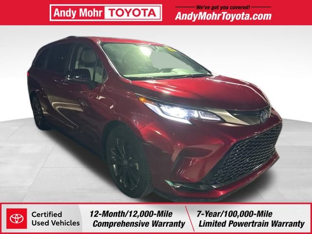 2023 Toyota Sienna XSE 7-Passenger FWD