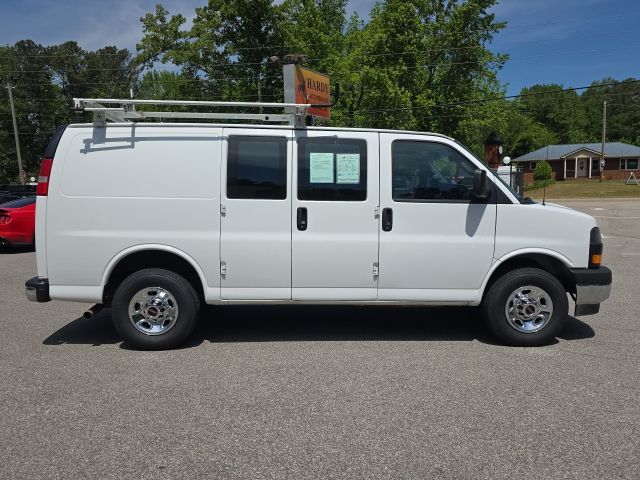 2022 GMC Savana 2500 Work Van:C02606