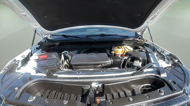 Used 2024 White Chevrolet RST image 33
