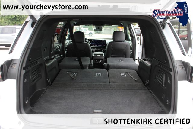 Used 2025 Chevrolet Traverse SUV