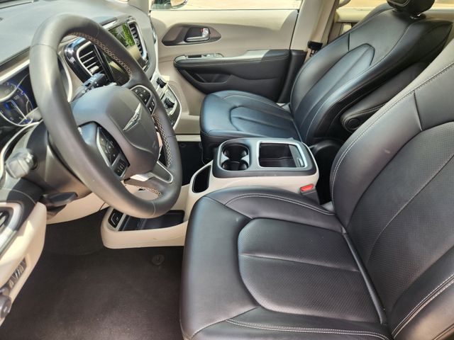 2024 Chrysler Pacifica Touring L Black at Community Honda