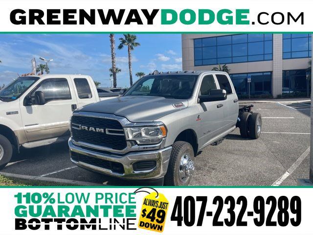 2022 RAM 3500 Tradesman photo