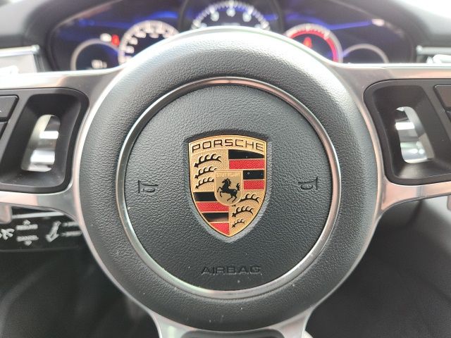 2020 Porsche Panamera 4 35